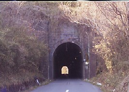根廻トンネル