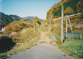 木曽福島方面を望む 木曽福島方面を見る